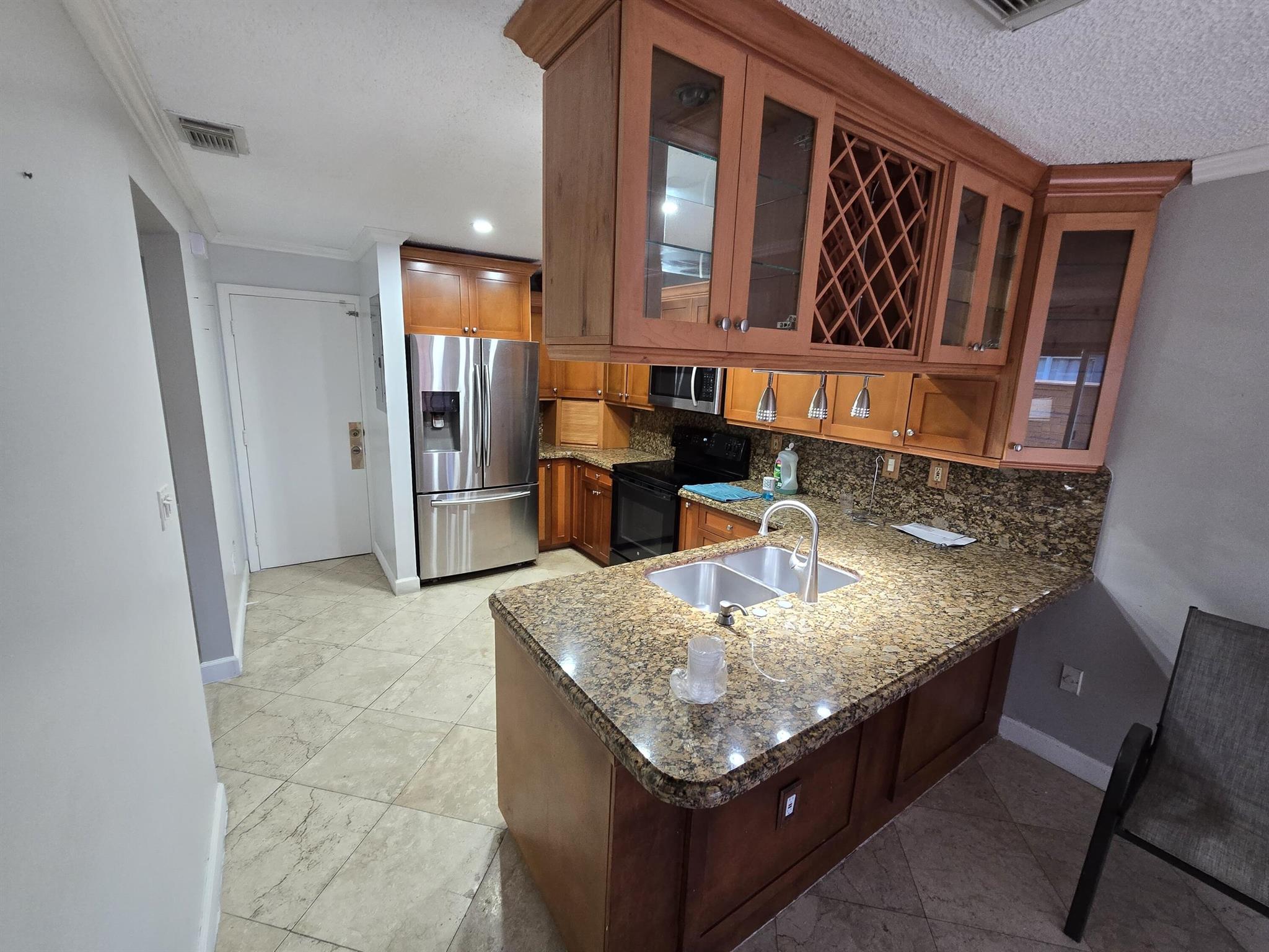 MIMI SUB - Residential Lease