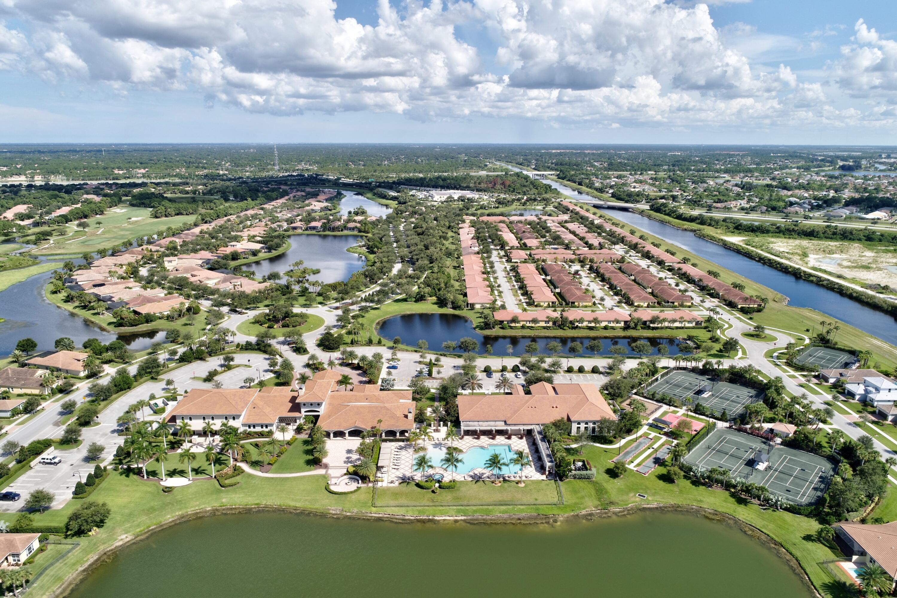 VERANO SOUTH PUD 1 - POD D - PLAT NO. 4 - REPLAT N - Residential