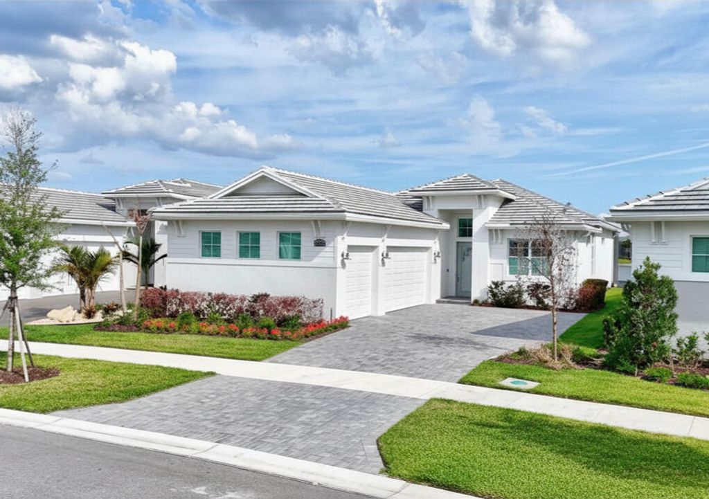Photo of 8515 SW Cantante Way, Port Saint Lucie, FL 34987 (MLS # R11163906)