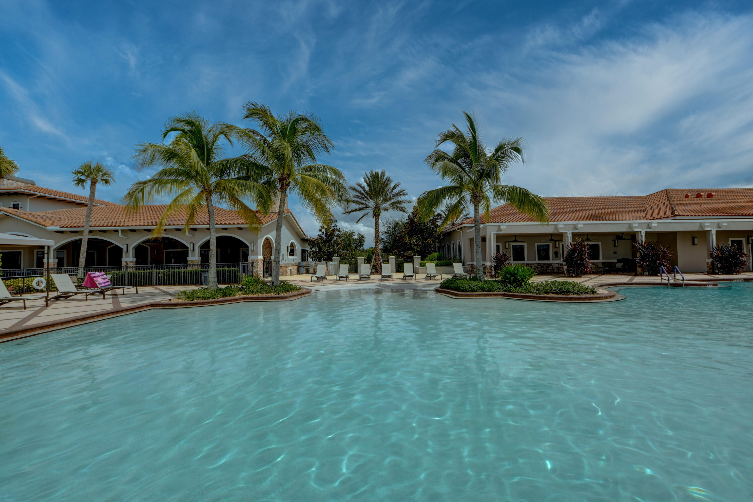 VERANO SOUTH PUD 1 - POD D - PLAT NO. 4 - REPLAT N - Residential