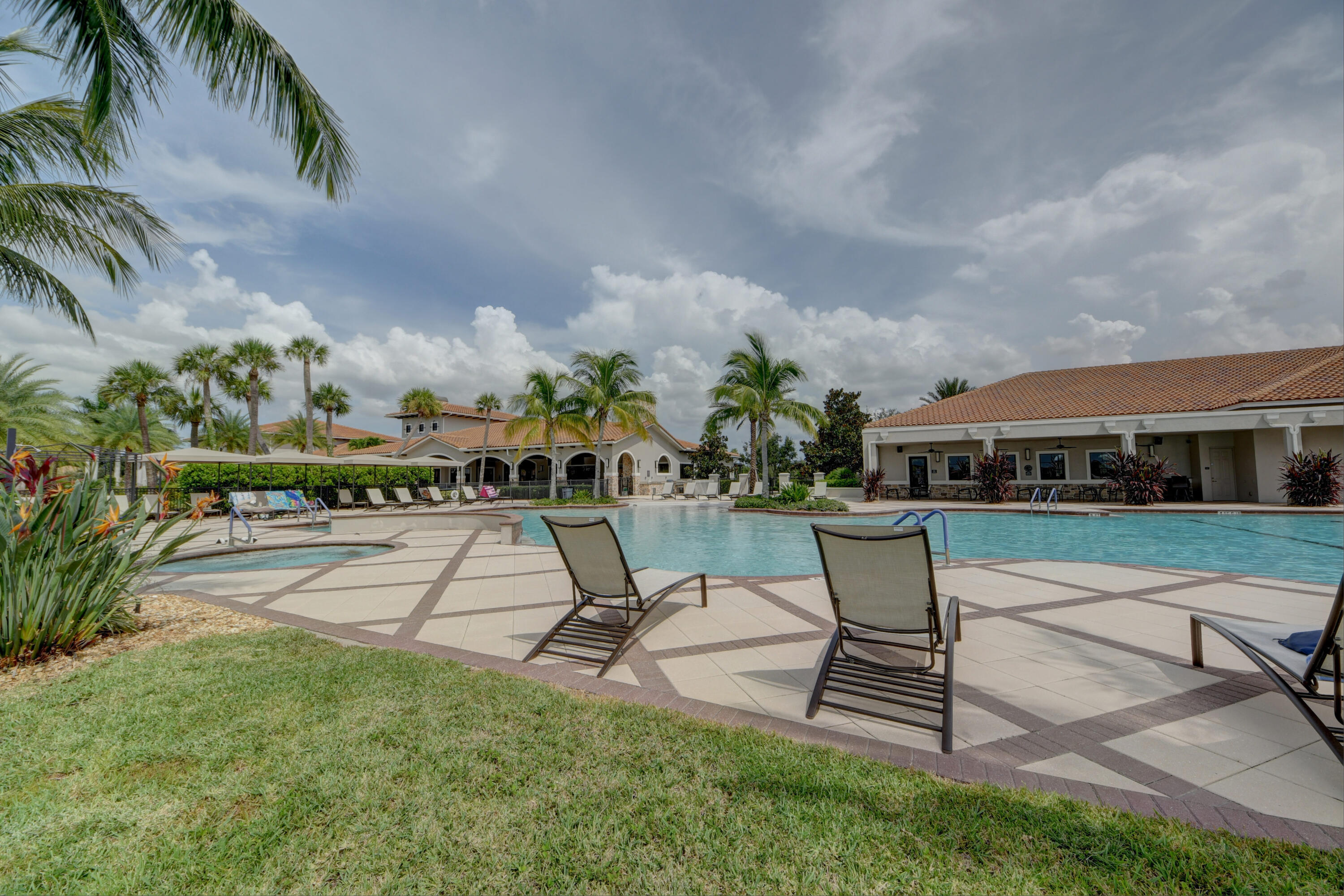 VERANO SOUTH PUD 1 - POD D - PLAT NO. 4 - REPLAT N - Residential