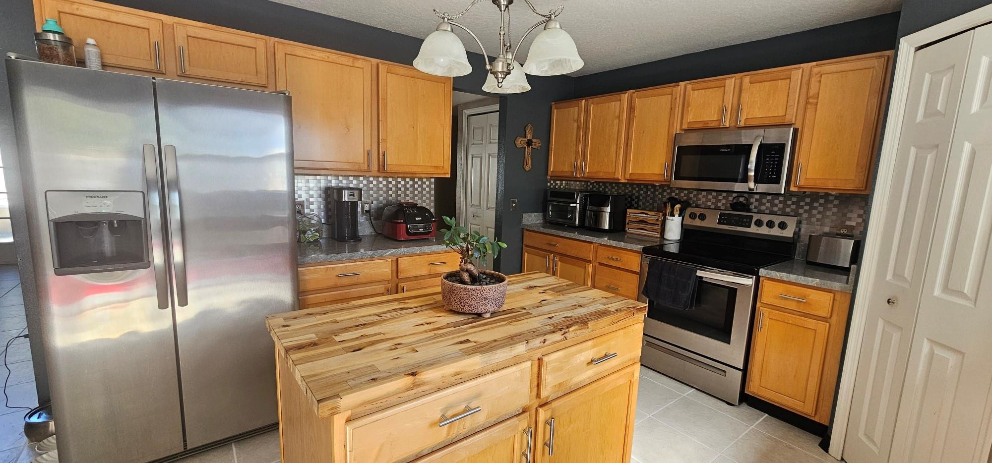 FULLER'S LANDING - Residential