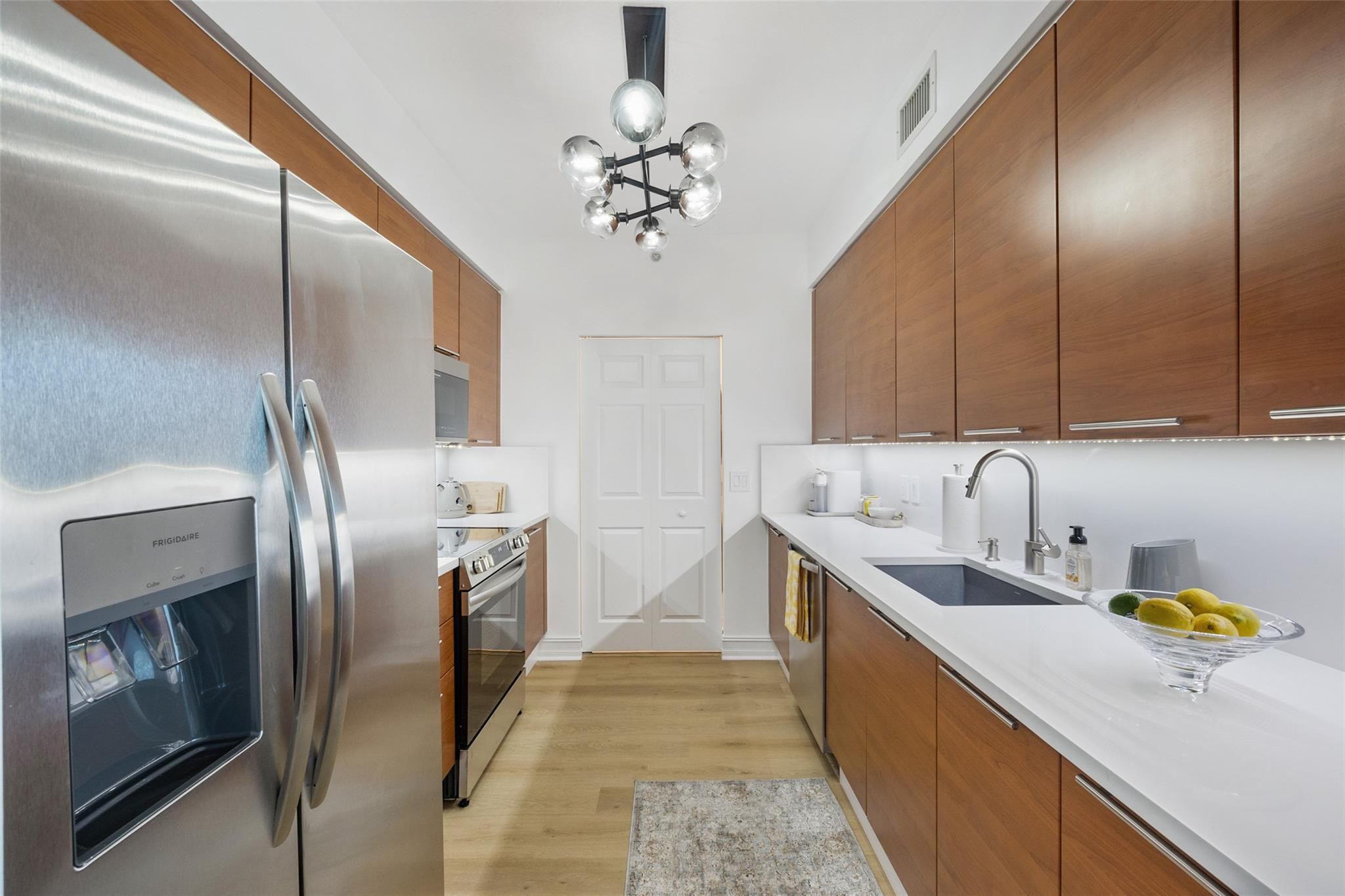 350 SE 2nd Street 1580