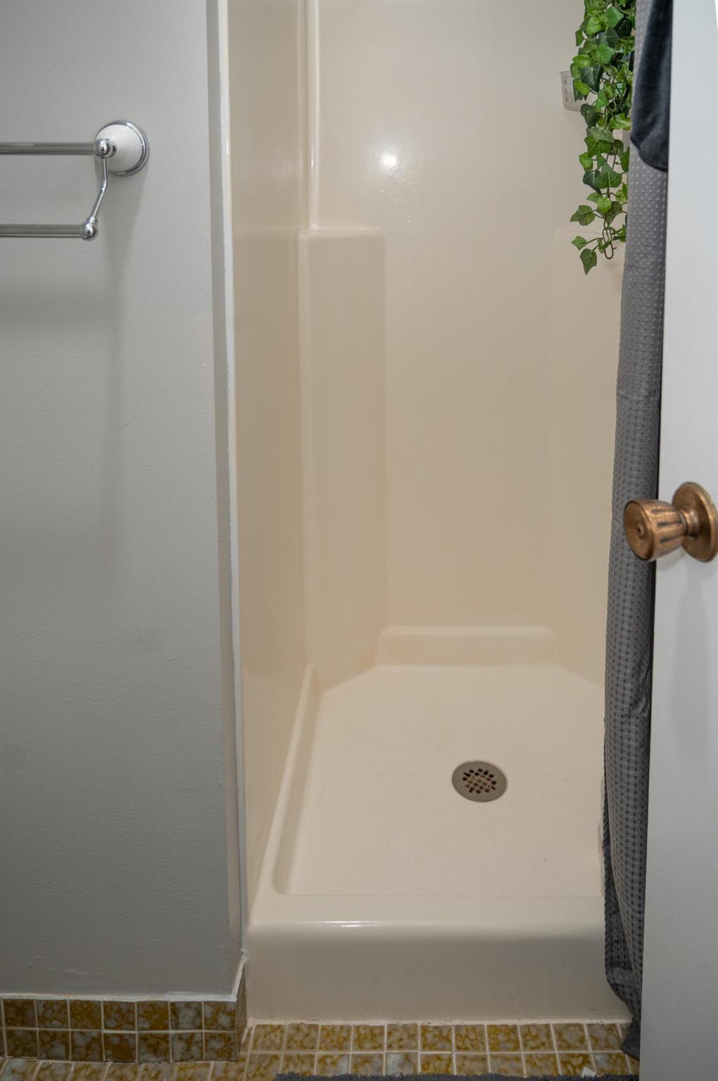 GARDENWAY CONDO - Residential