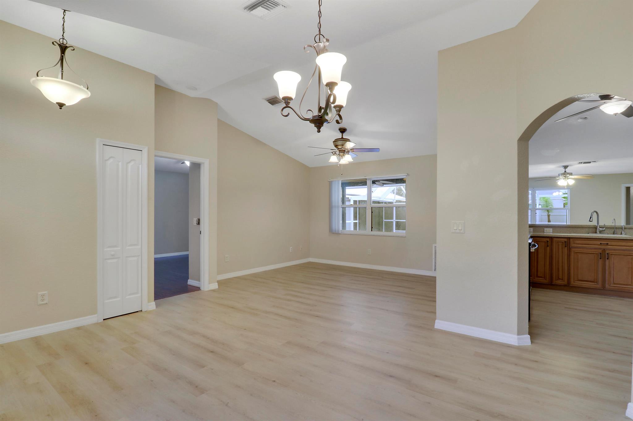 PORT ST LUCIE SECTION 48 - Residential