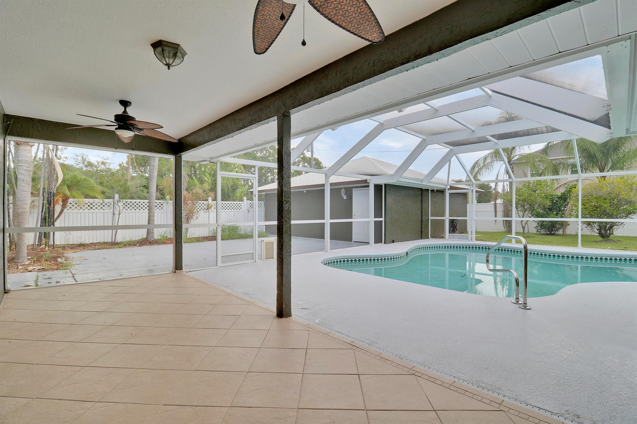 PORT ST LUCIE SECTION 48 - Residential