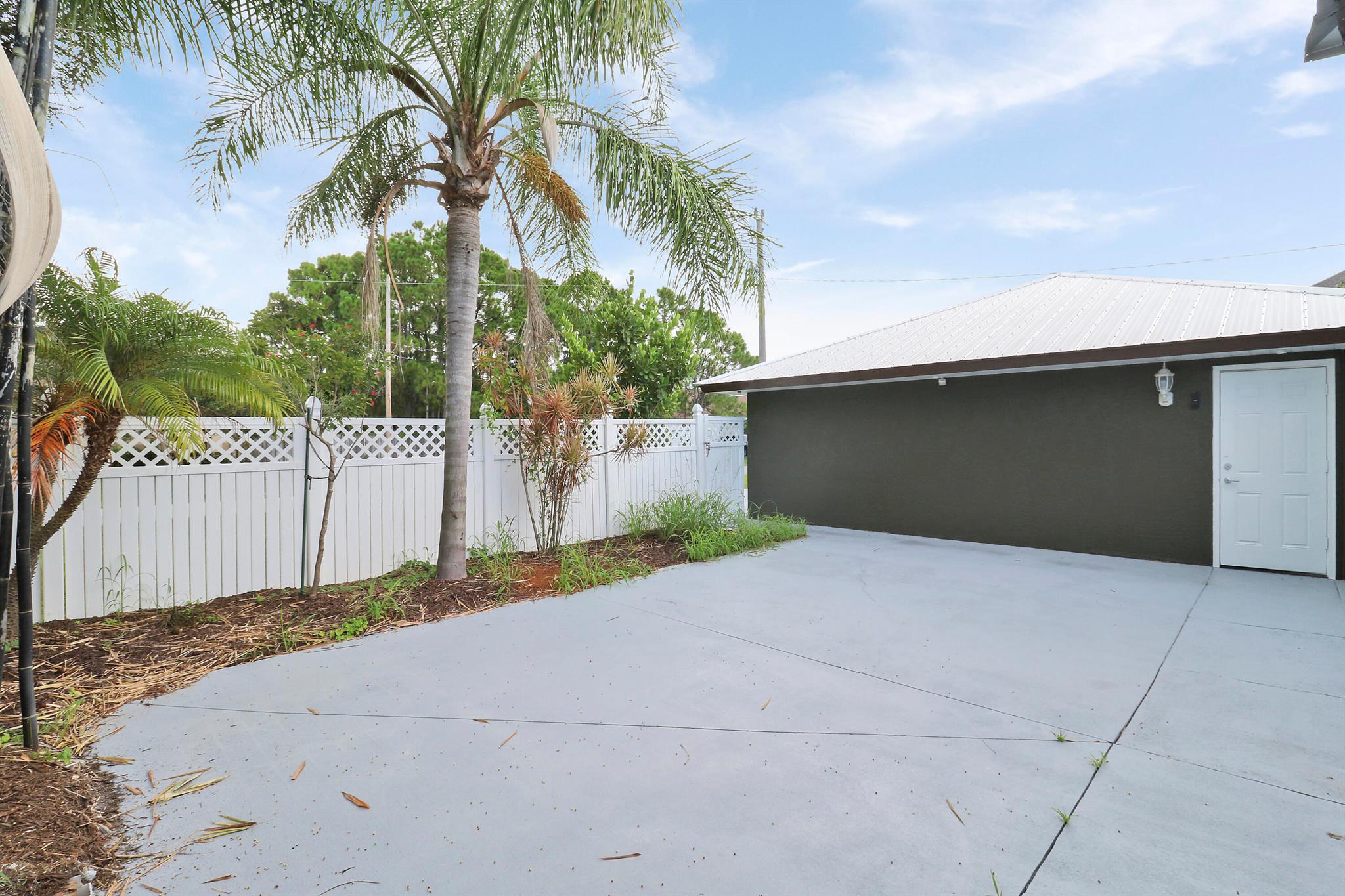 PORT ST LUCIE SECTION 48 - Residential