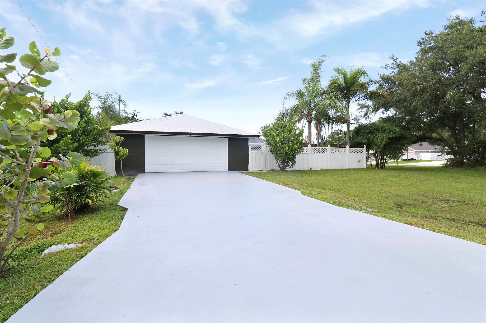 PORT ST LUCIE SECTION 48 - Residential