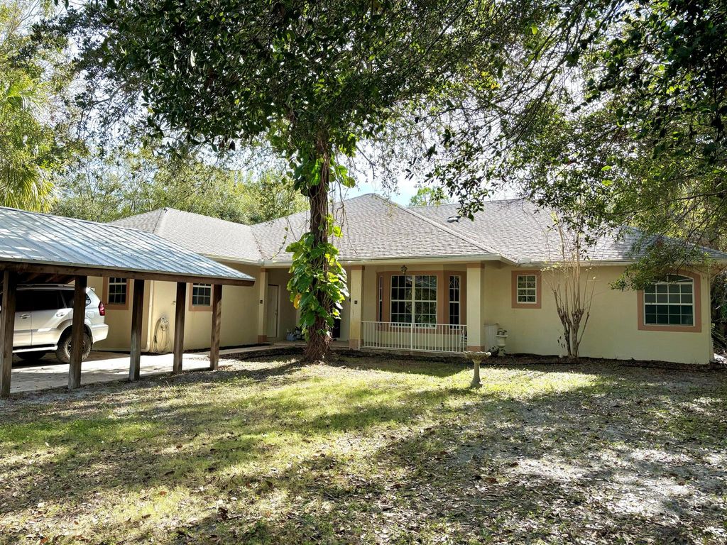 Photo of 9218 Whippoorwill Trail, Jupiter, FL 33478 (MLS # R11050739)