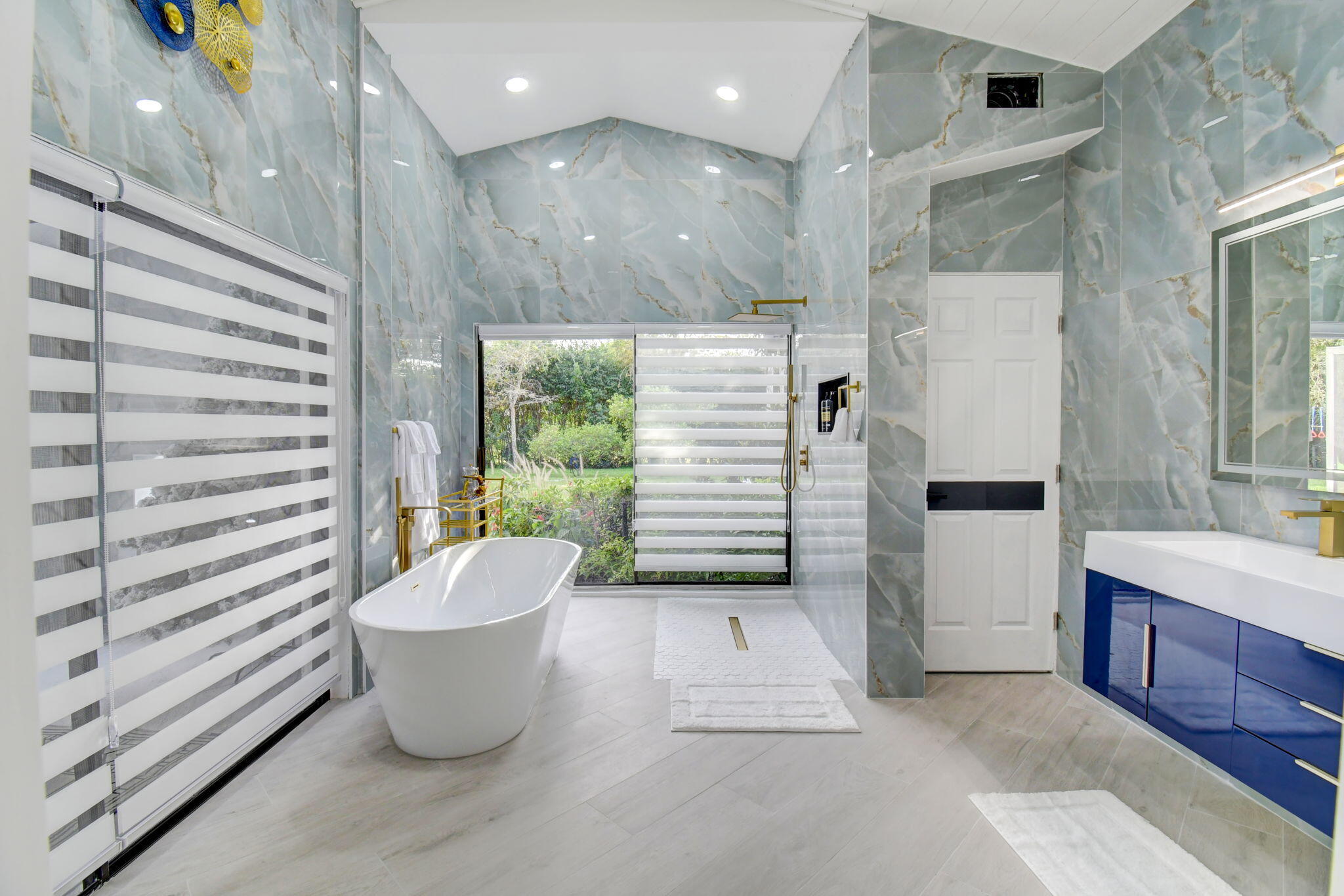 PINEWOOD OF WELLINGTON - Residential