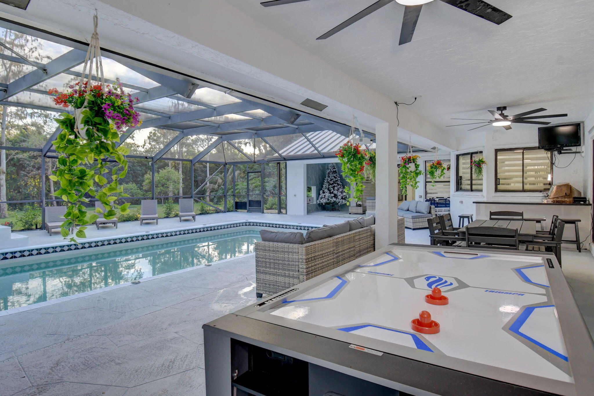 PINEWOOD OF WELLINGTON - Residential