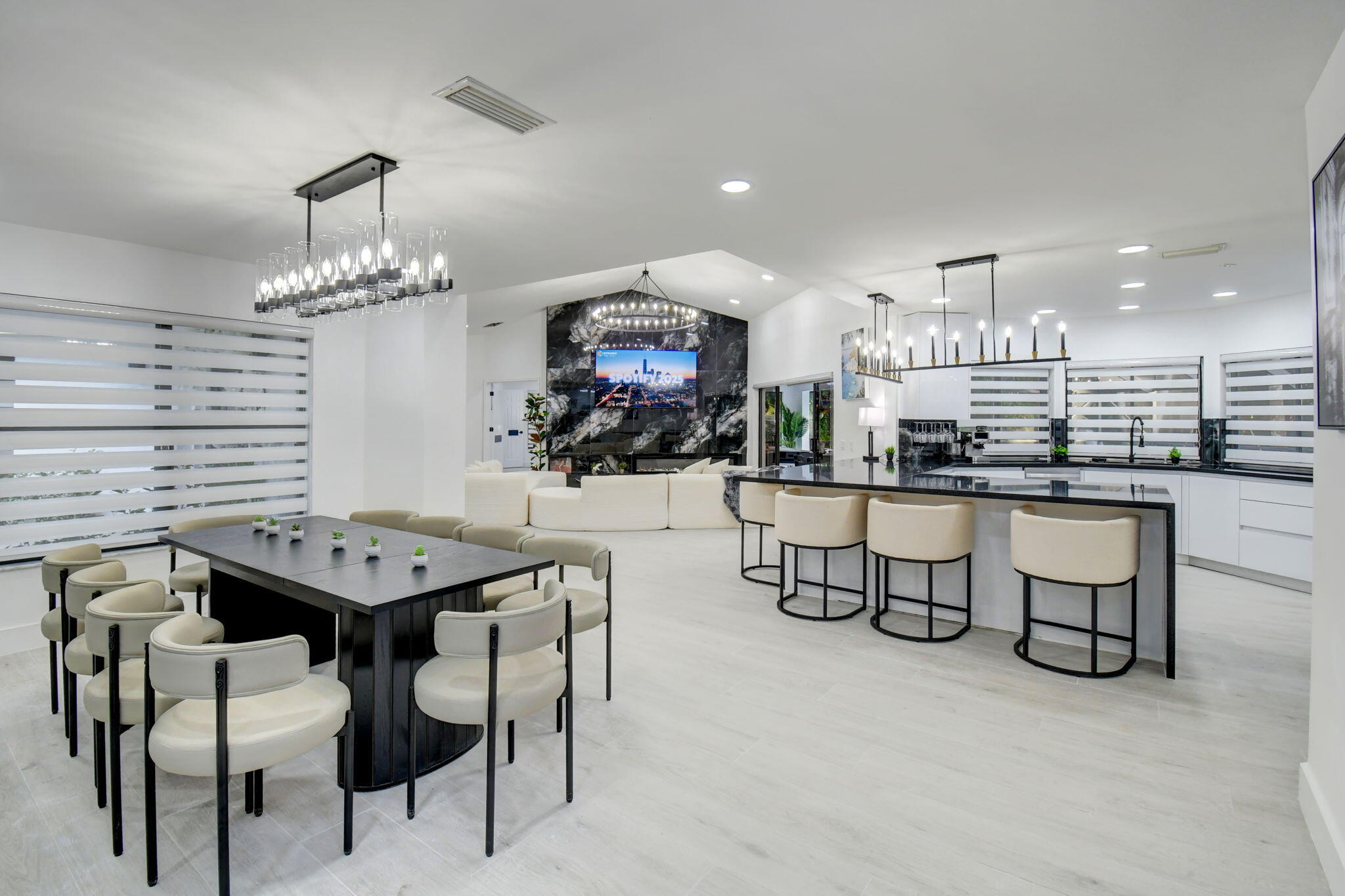 PINEWOOD OF WELLINGTON - Residential