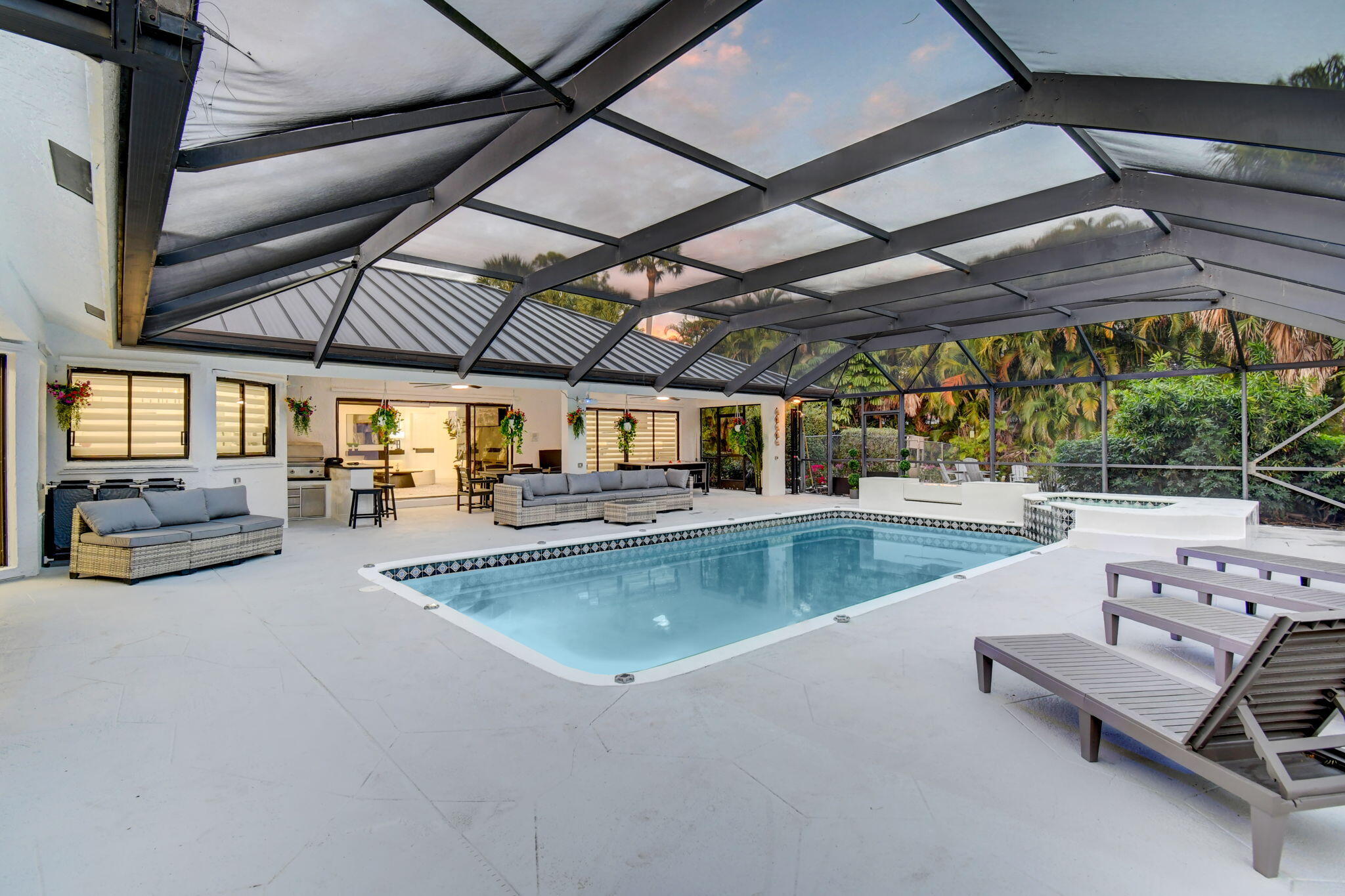 PINEWOOD OF WELLINGTON - Residential