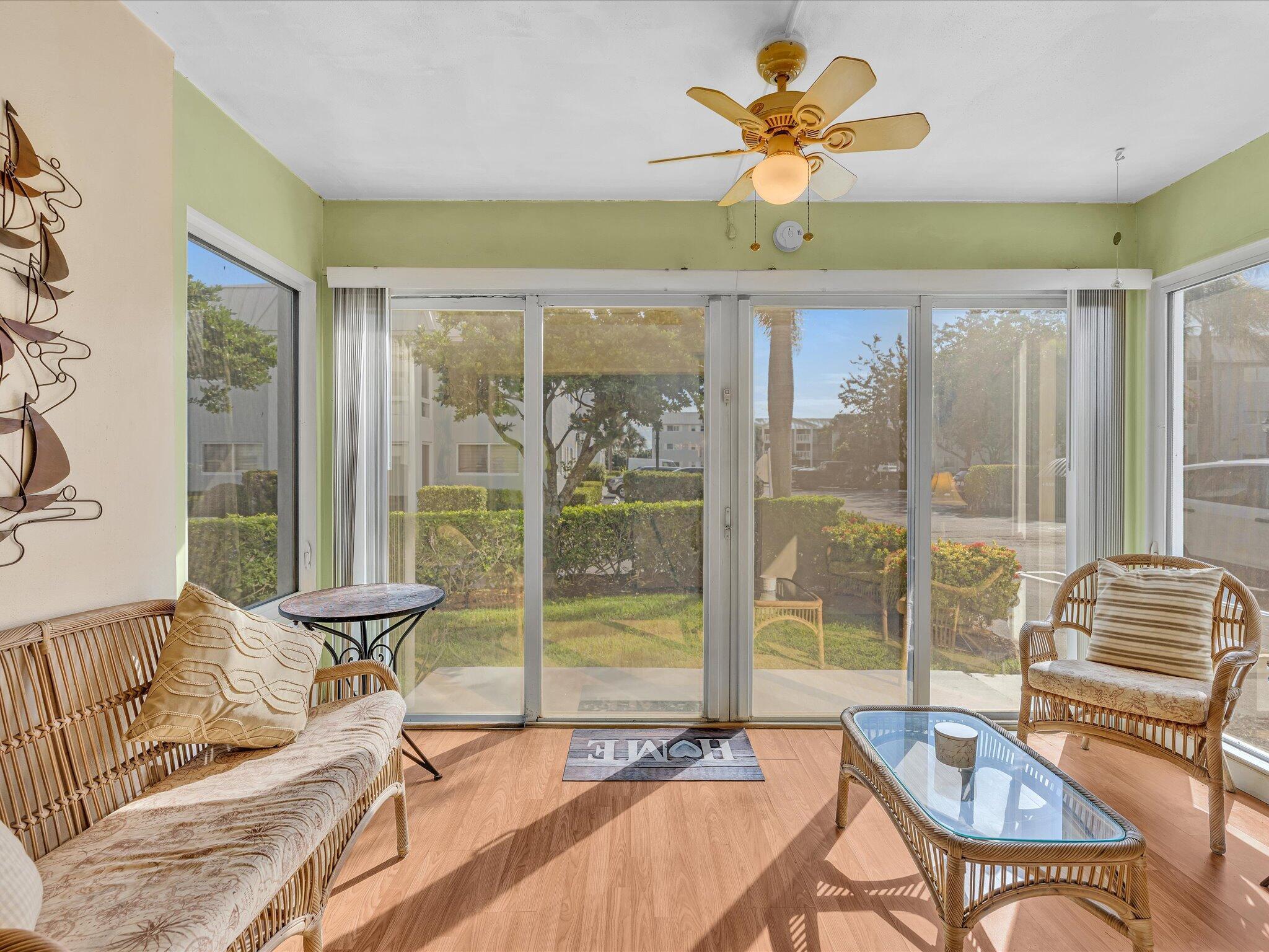 COLONIAL CLUB CONDO SEC 1 - Residential