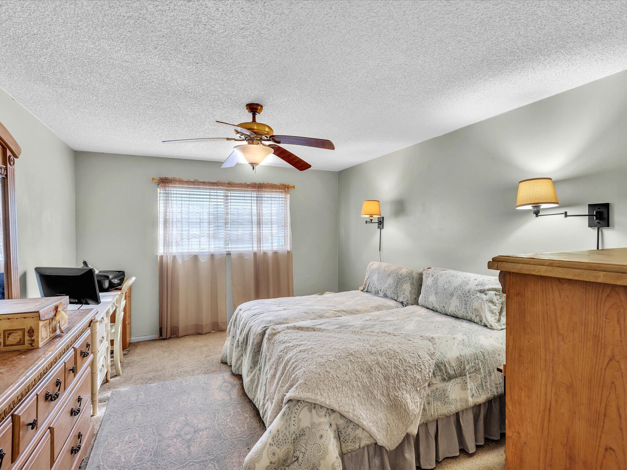 COLONIAL CLUB CONDO SEC 1 - Residential