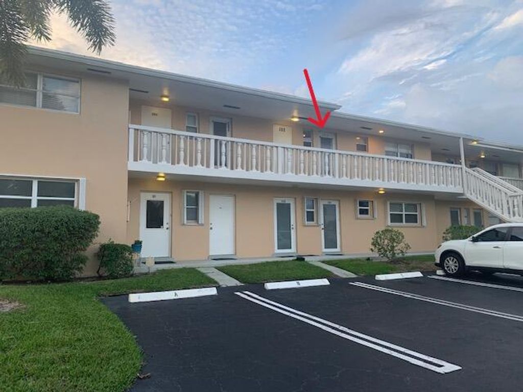 Photo of 2161 NE 1st Court #202, Boynton Beach, FL 33435 (MLS # R11108117)