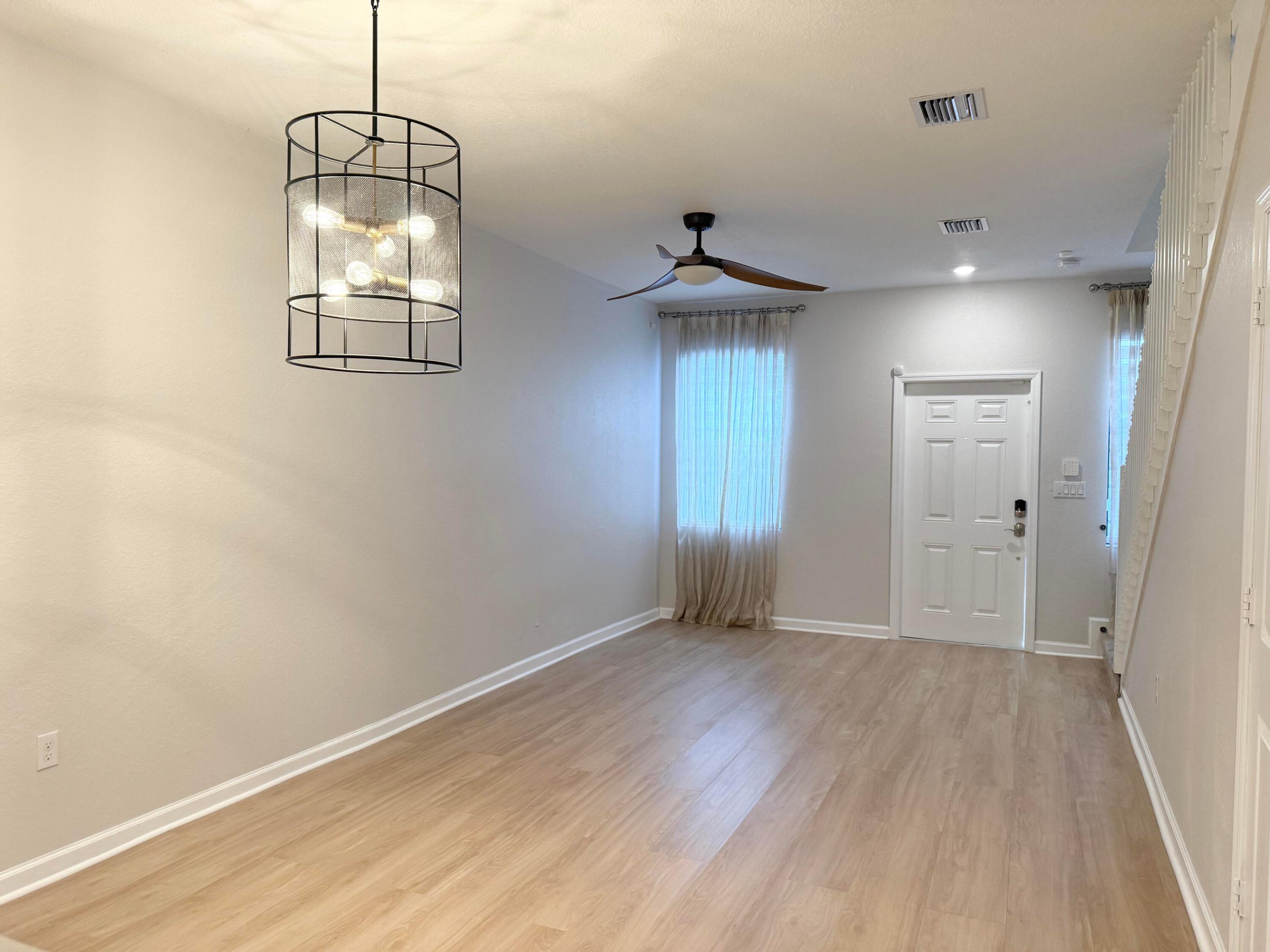 RESERVE AT EDGEWOOD - Residential Lease