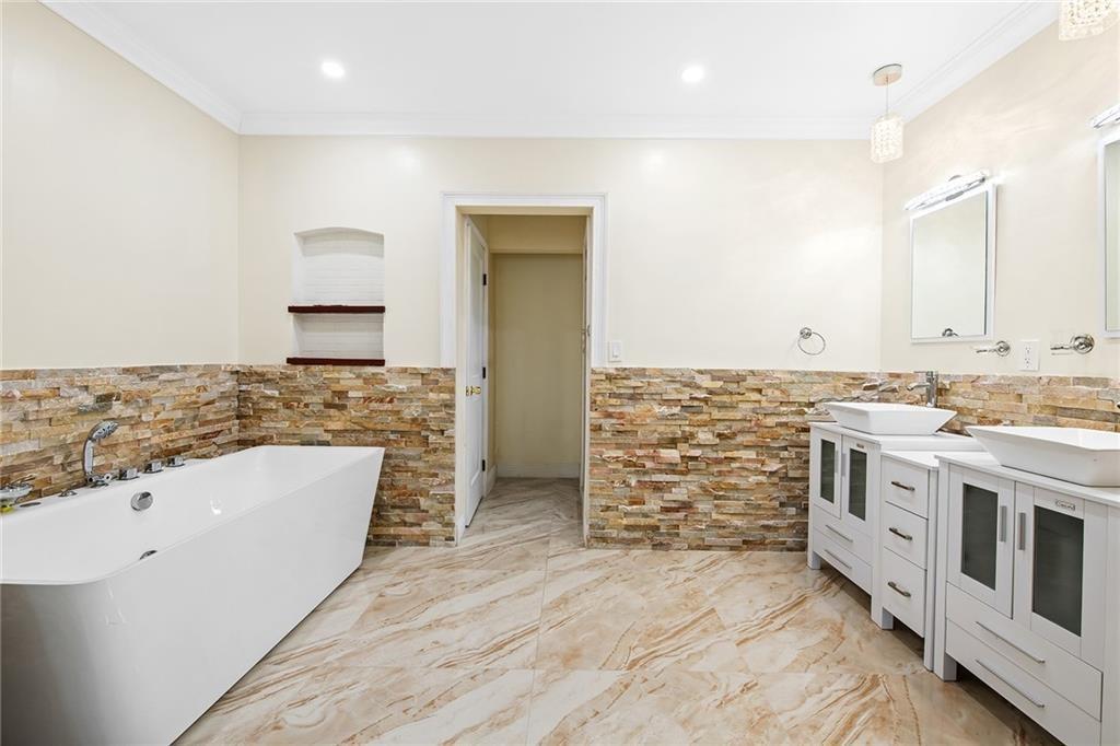 Pine Tree Estates - Residential Lease