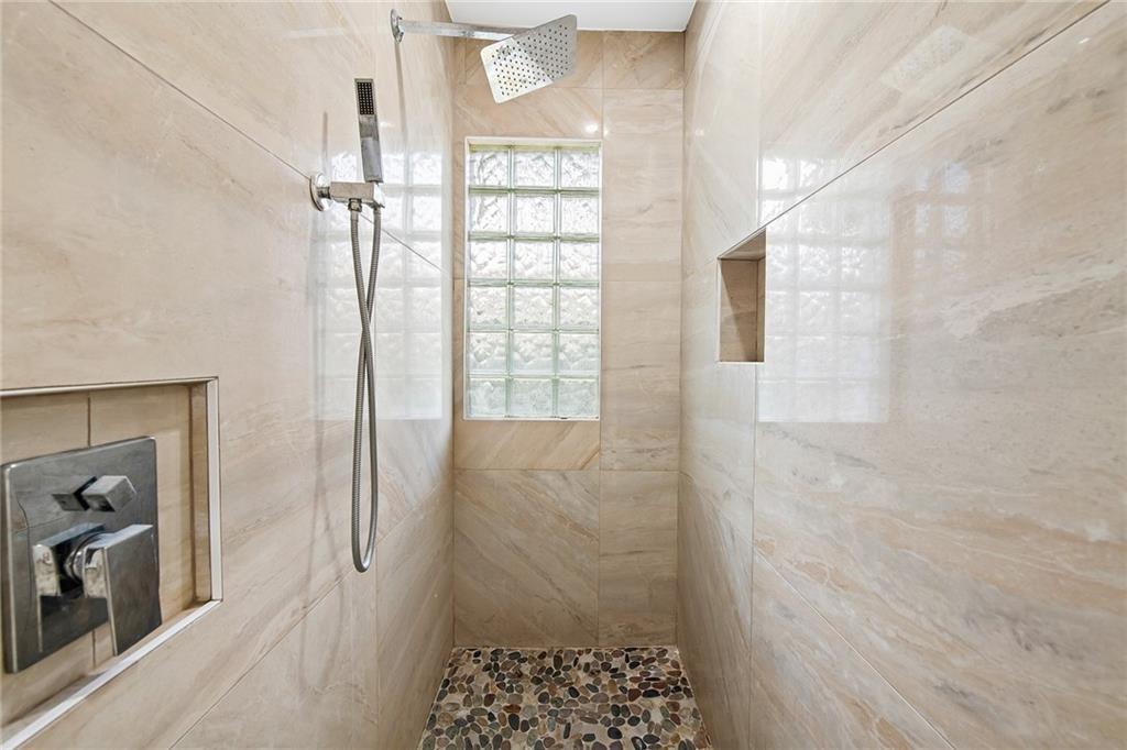 Pine Tree Estates - Residential Lease