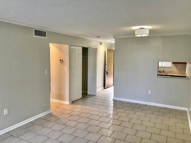 FOREST HILL GARDENS CONDO - Residential