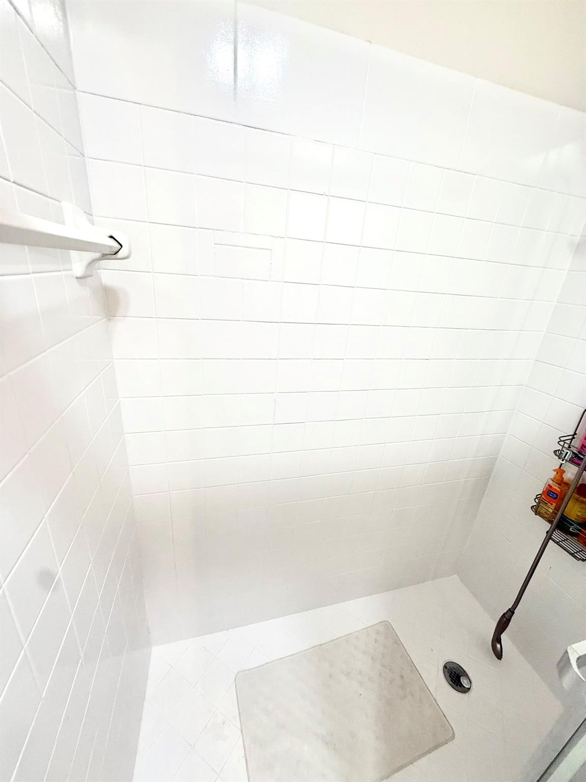 Coral Spgs Sub 1 59-30 B - Residential Lease