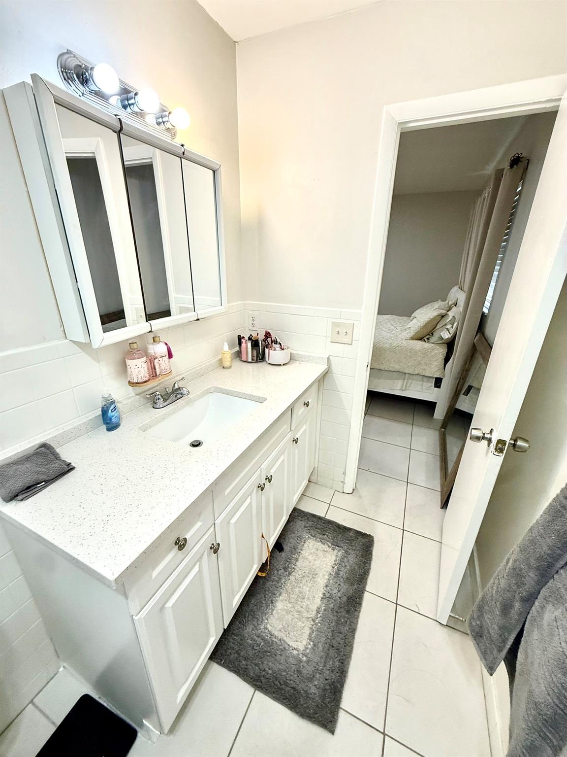 Coral Spgs Sub 1 59-30 B - Residential Lease