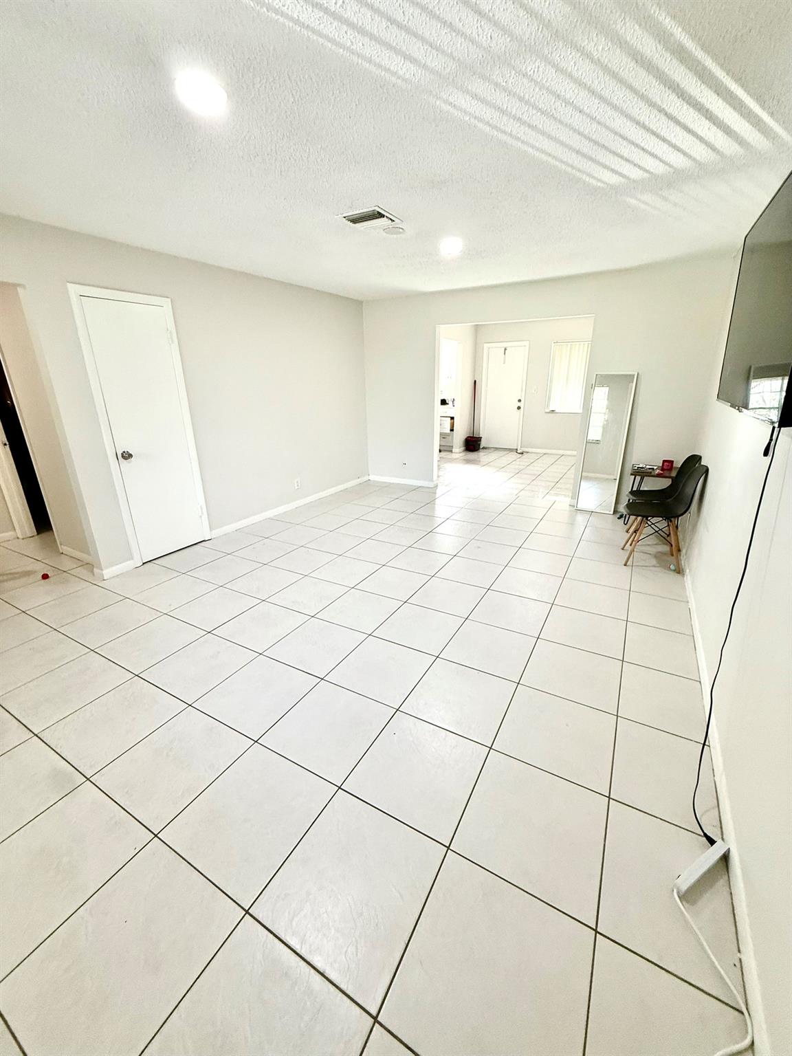 Coral Spgs Sub 1 59-30 B - Residential Lease