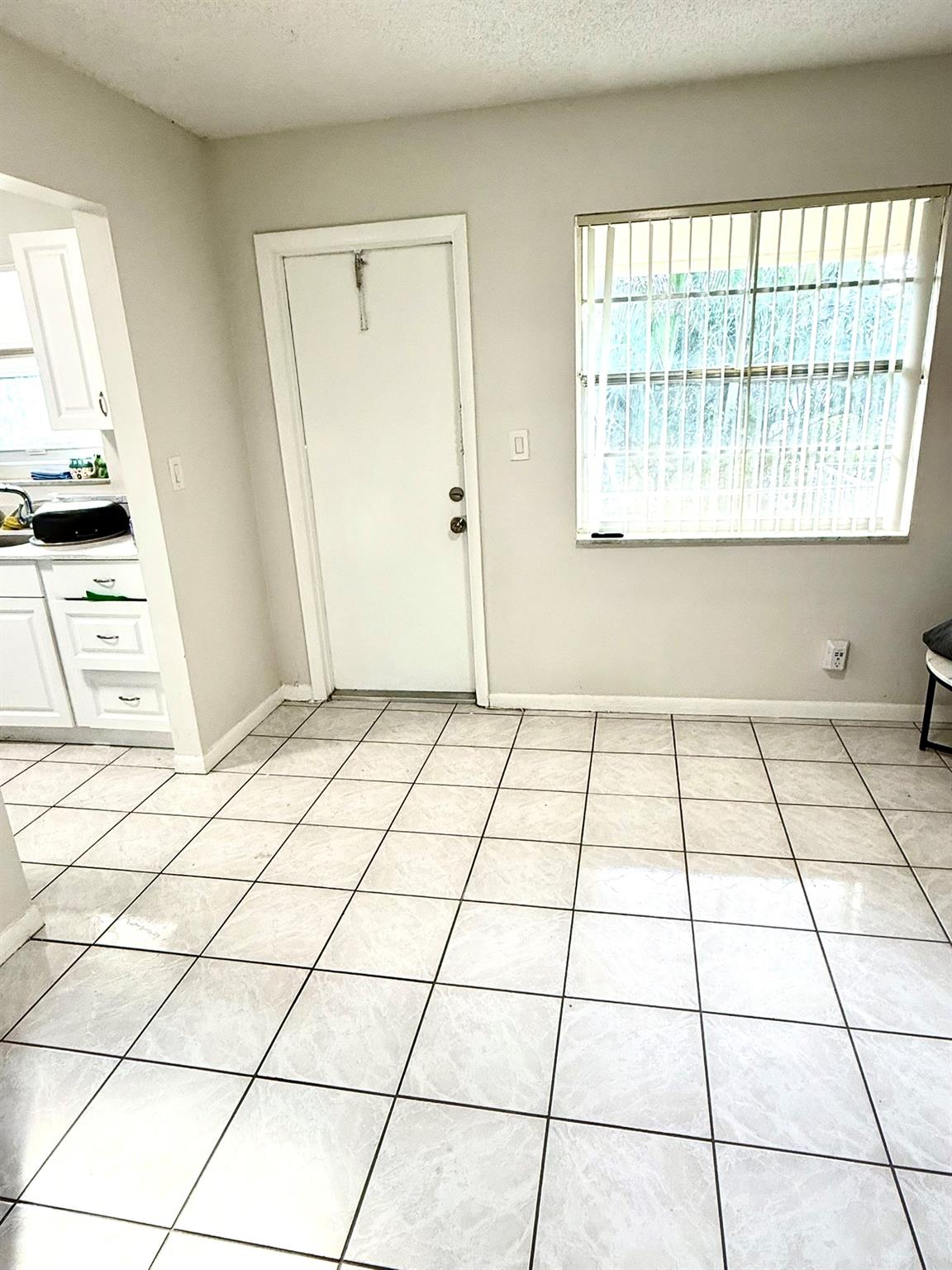 Coral Spgs Sub 1 59-30 B - Residential Lease