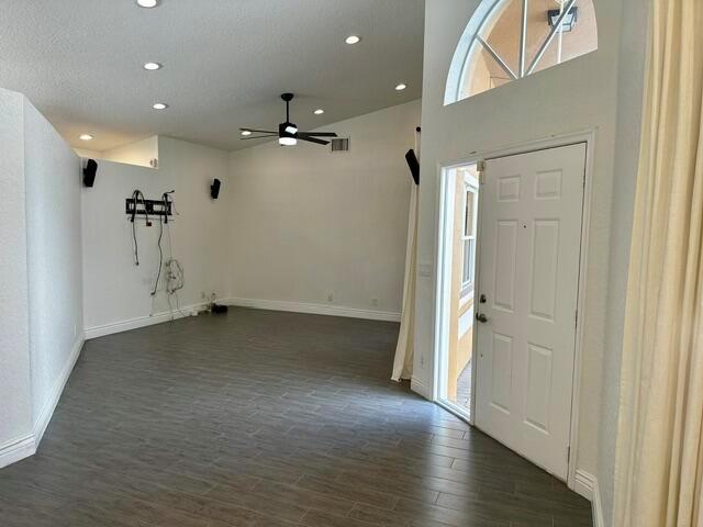 HARBOUR SPRINGS AT MISSIO - Residential Lease