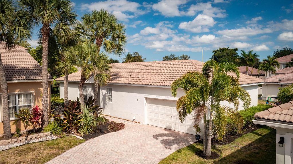 Photo of 1901 Capeside Circle, Wellington, FL 33414 (MLS # R10992081)