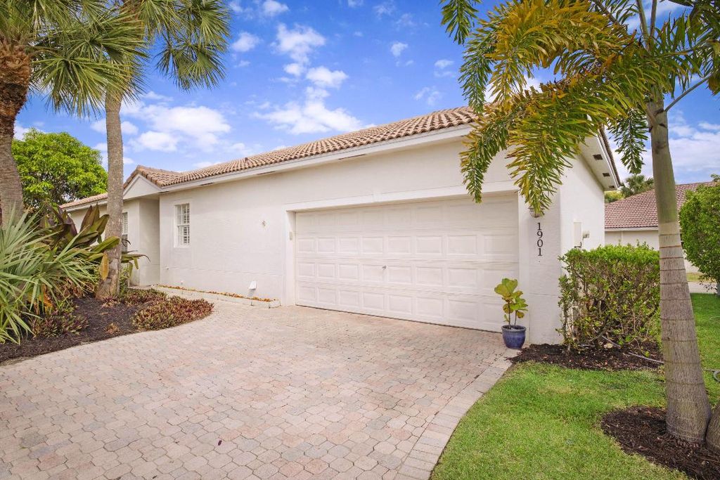 Photo of 1901 Capeside Circle, Wellington, FL 33414 (MLS # R10992081)