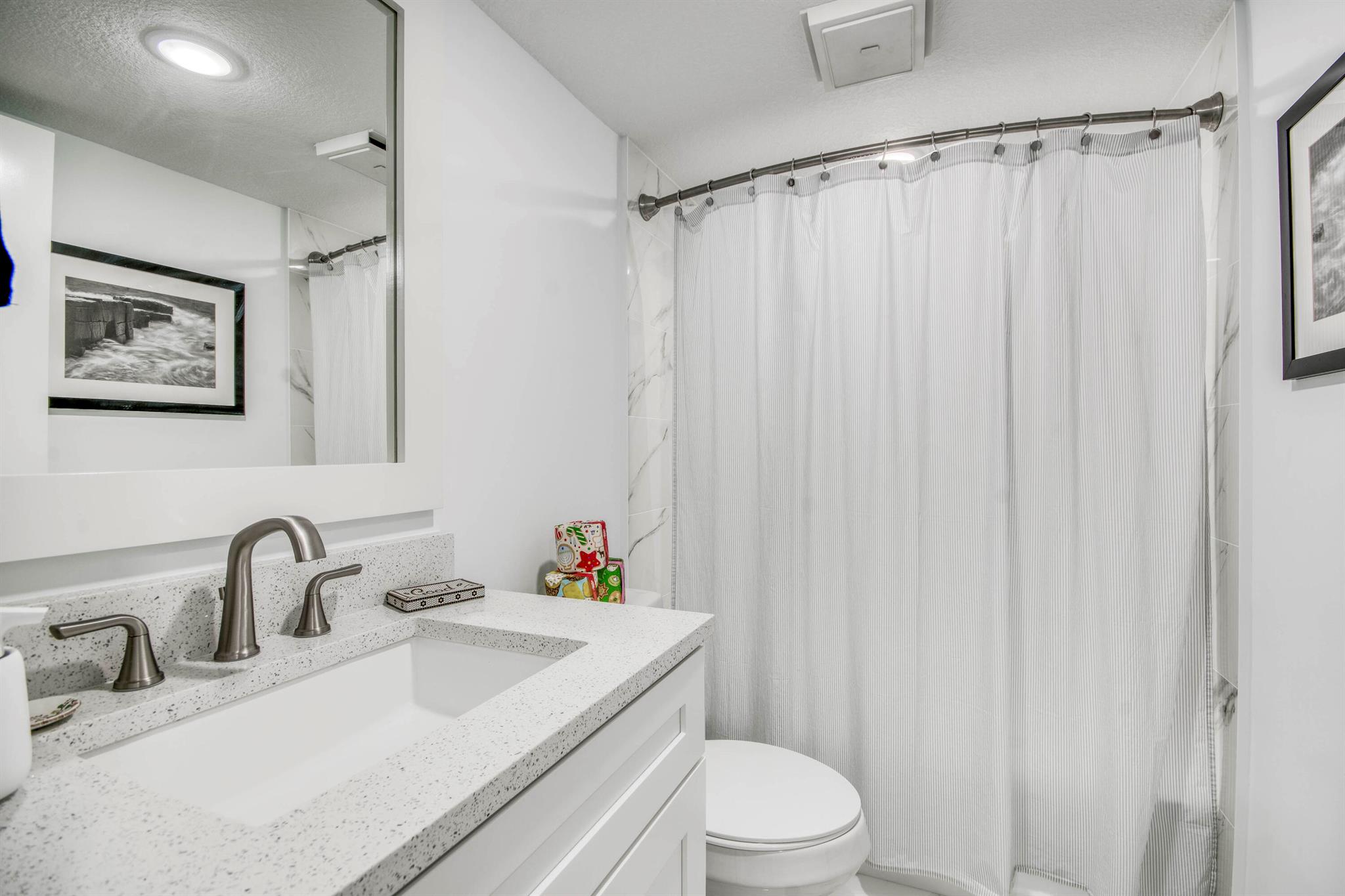 Villages of Oriole at Dea - Residential