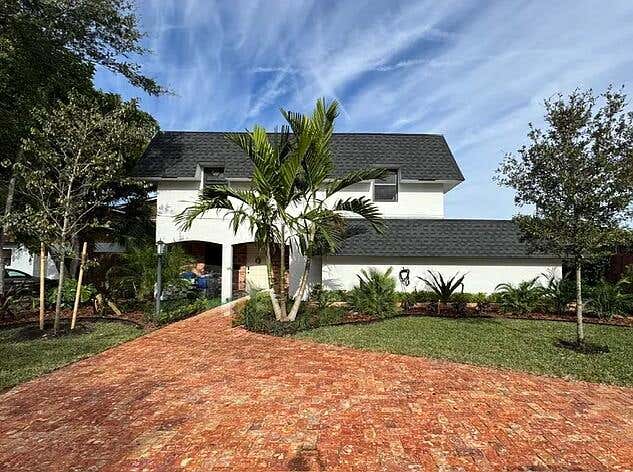 Photo of 1728 NE 2nd Avenue #2, Fort Lauderdale, FL 33305 (MLS # B26063144)