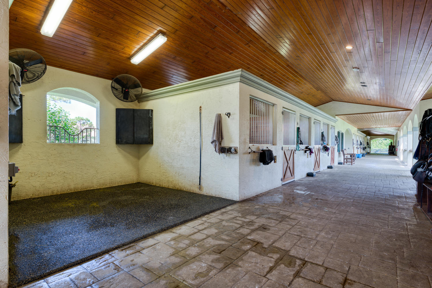 Acreage & Unrec - Residential