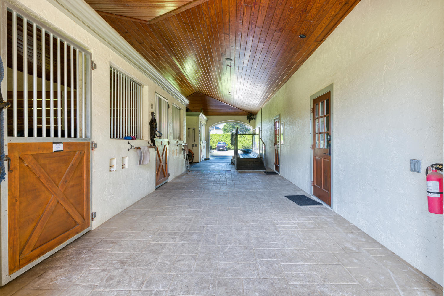 Acreage & Unrec - Residential