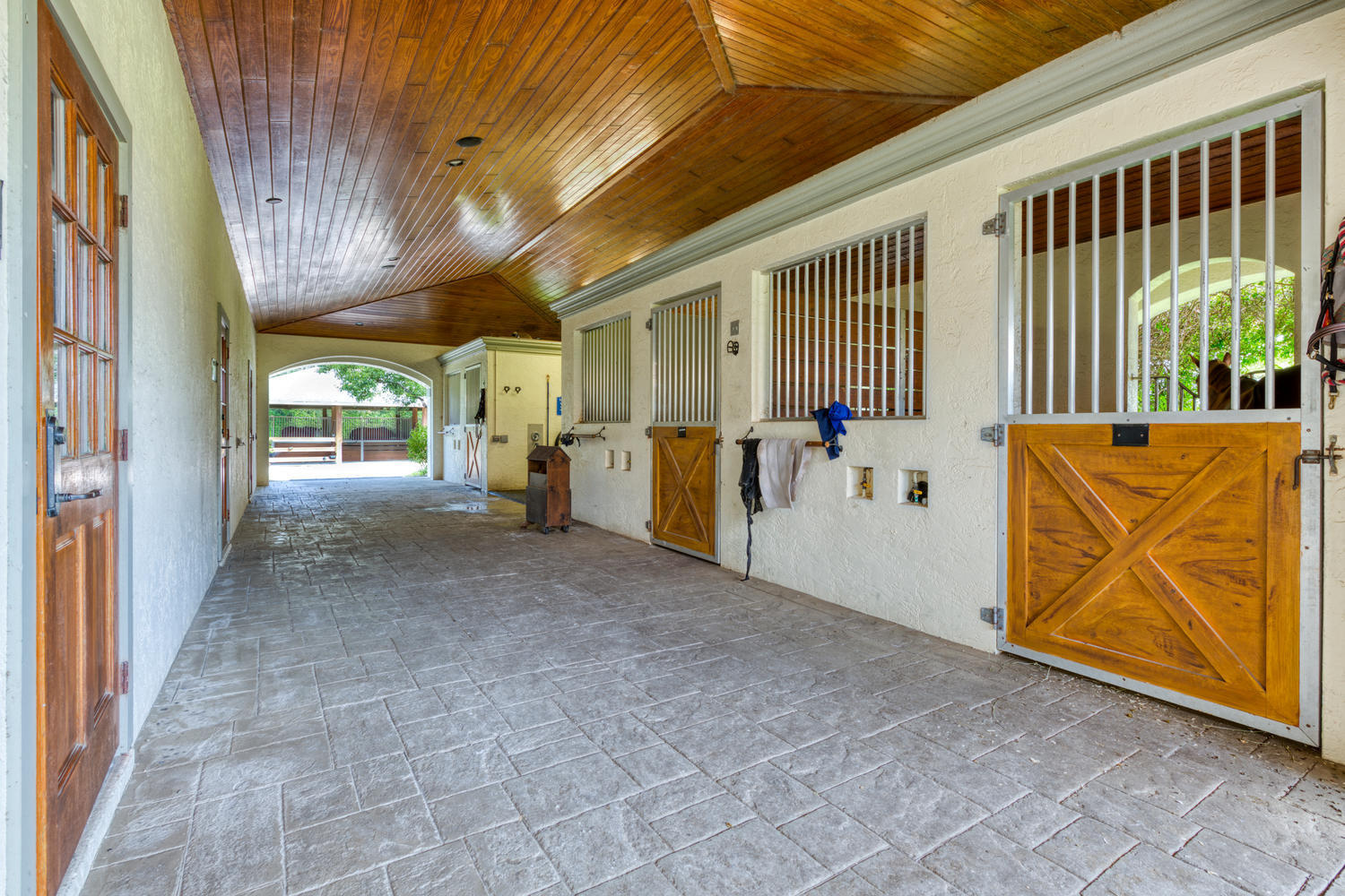 Acreage & Unrec - Residential