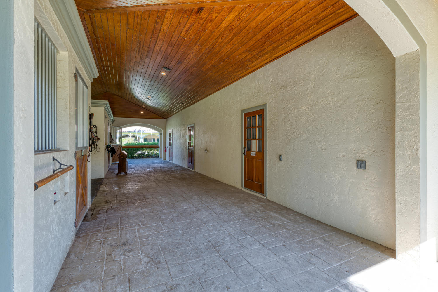 Acreage & Unrec - Residential