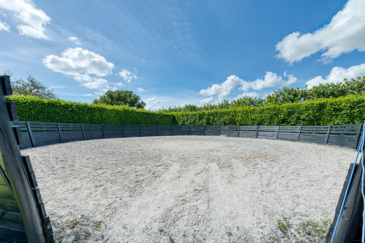 Acreage & Unrec - Residential