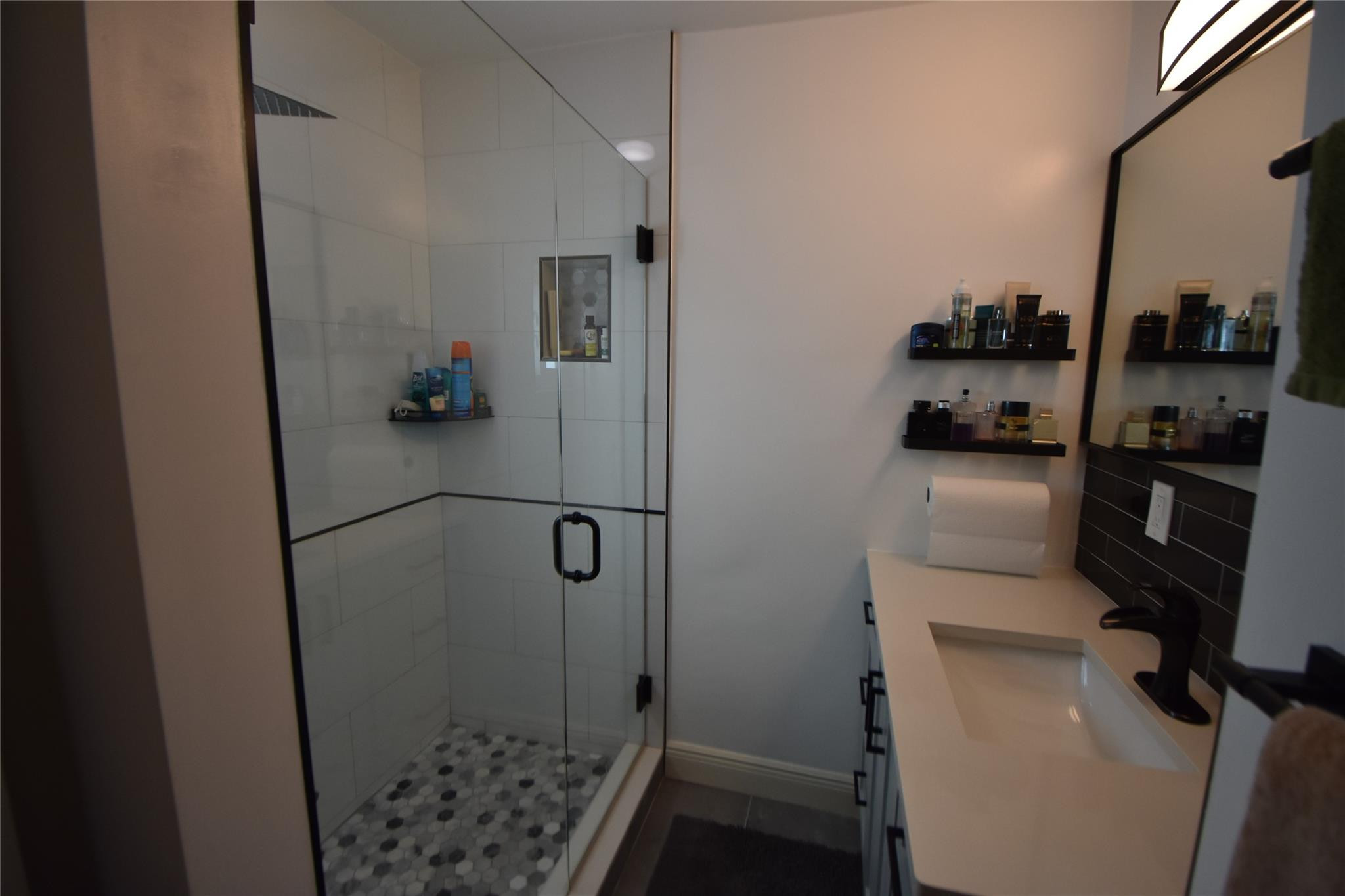 OAKLAND ESTATES 1ST SEC - Residential