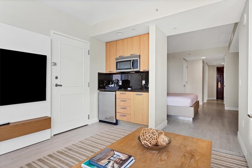 Q Club Resort & Residence - Residential