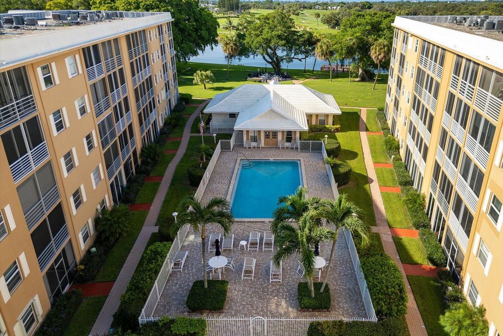 Photo of 304 Golfview Road #405, North Palm Beach, FL 33408 (MLS # R11123195)