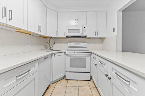 Tiny photo for 319 Knotty Pine Circle #C-1, Greenacres, FL 33463 (MLS # B26037385)