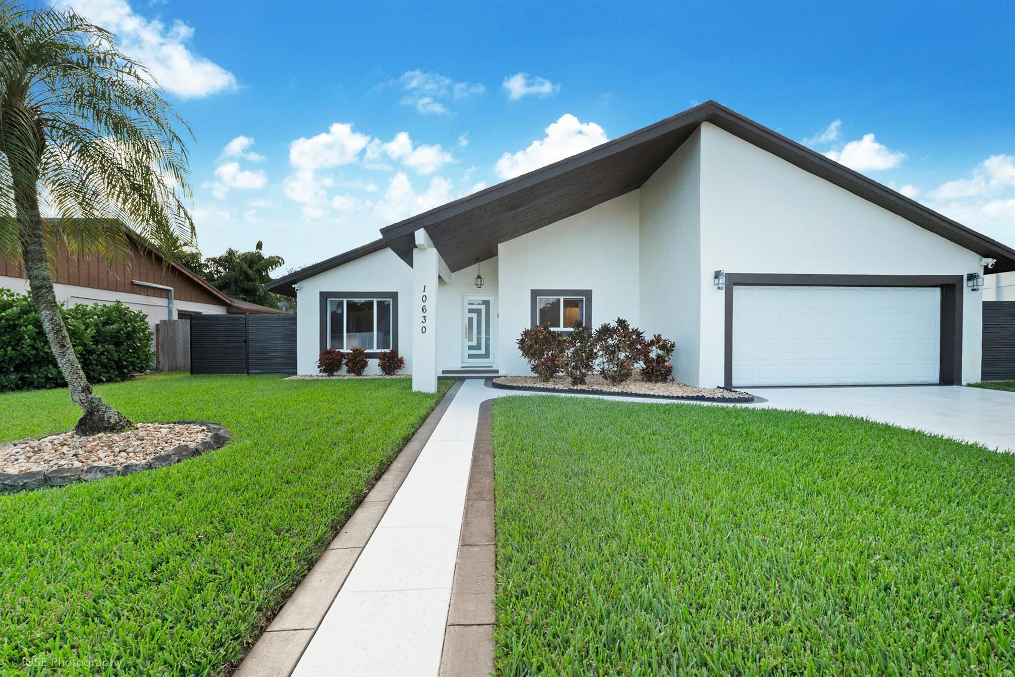 CARAVEL COUNTRY - Residential