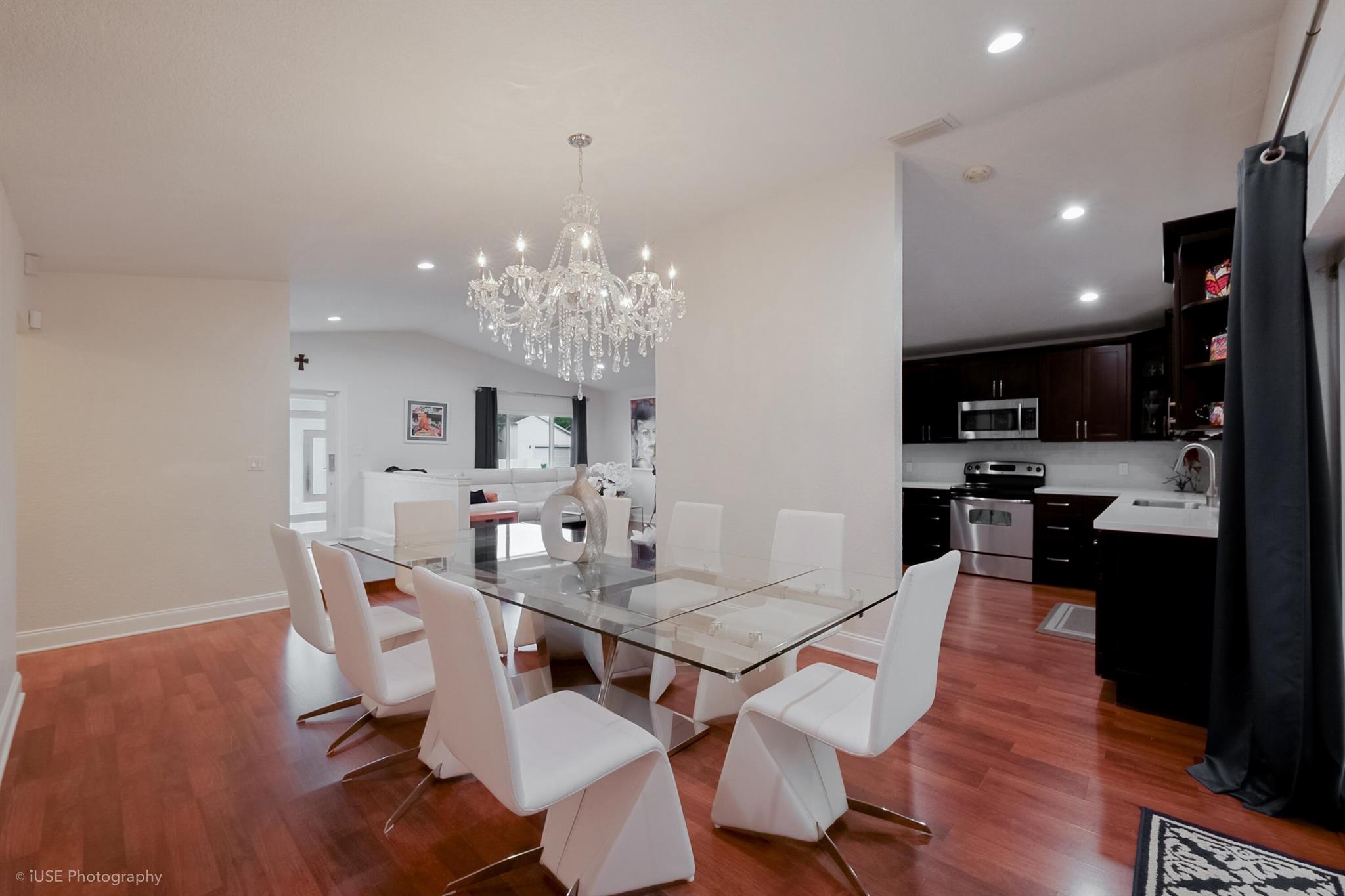 CARAVEL COUNTRY - Residential