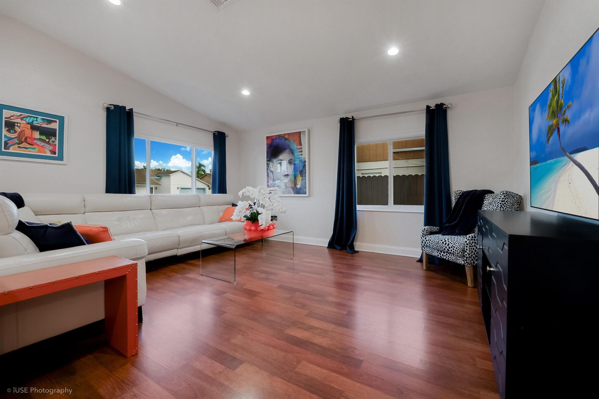 CARAVEL COUNTRY - Residential