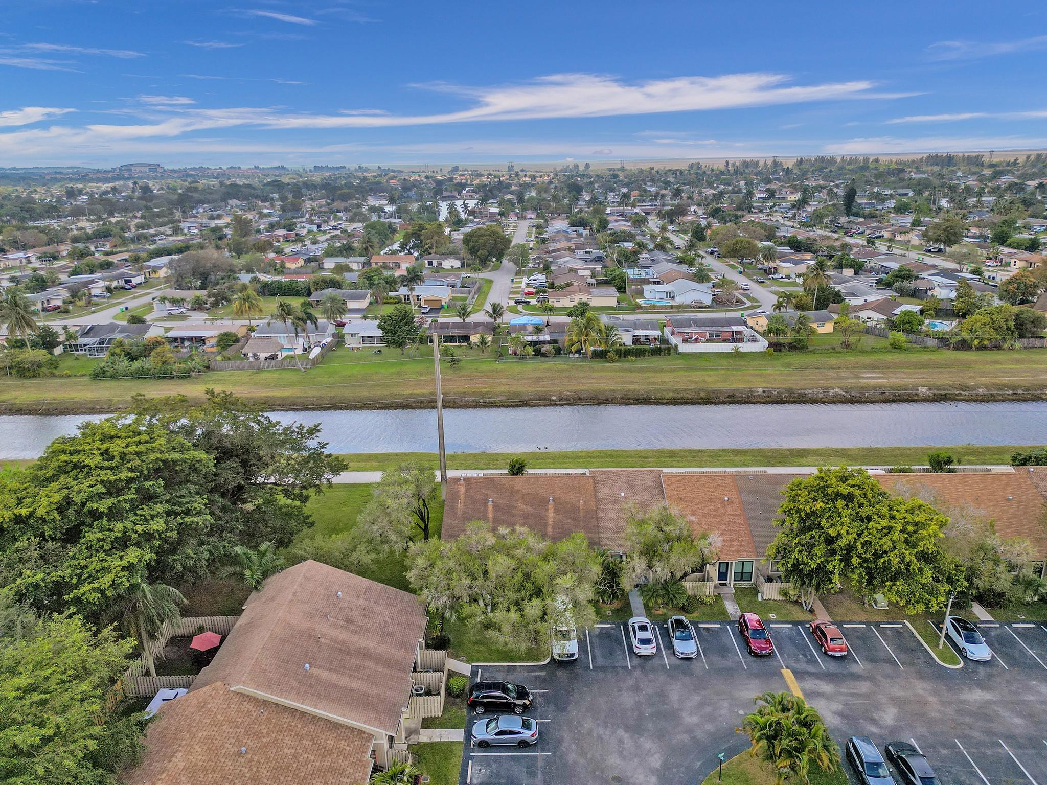 SOUTH POINTE - Residential