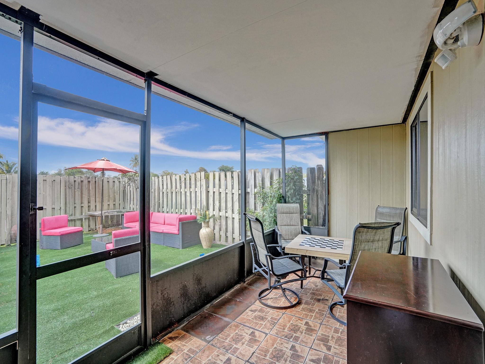 SOUTH POINTE - Residential