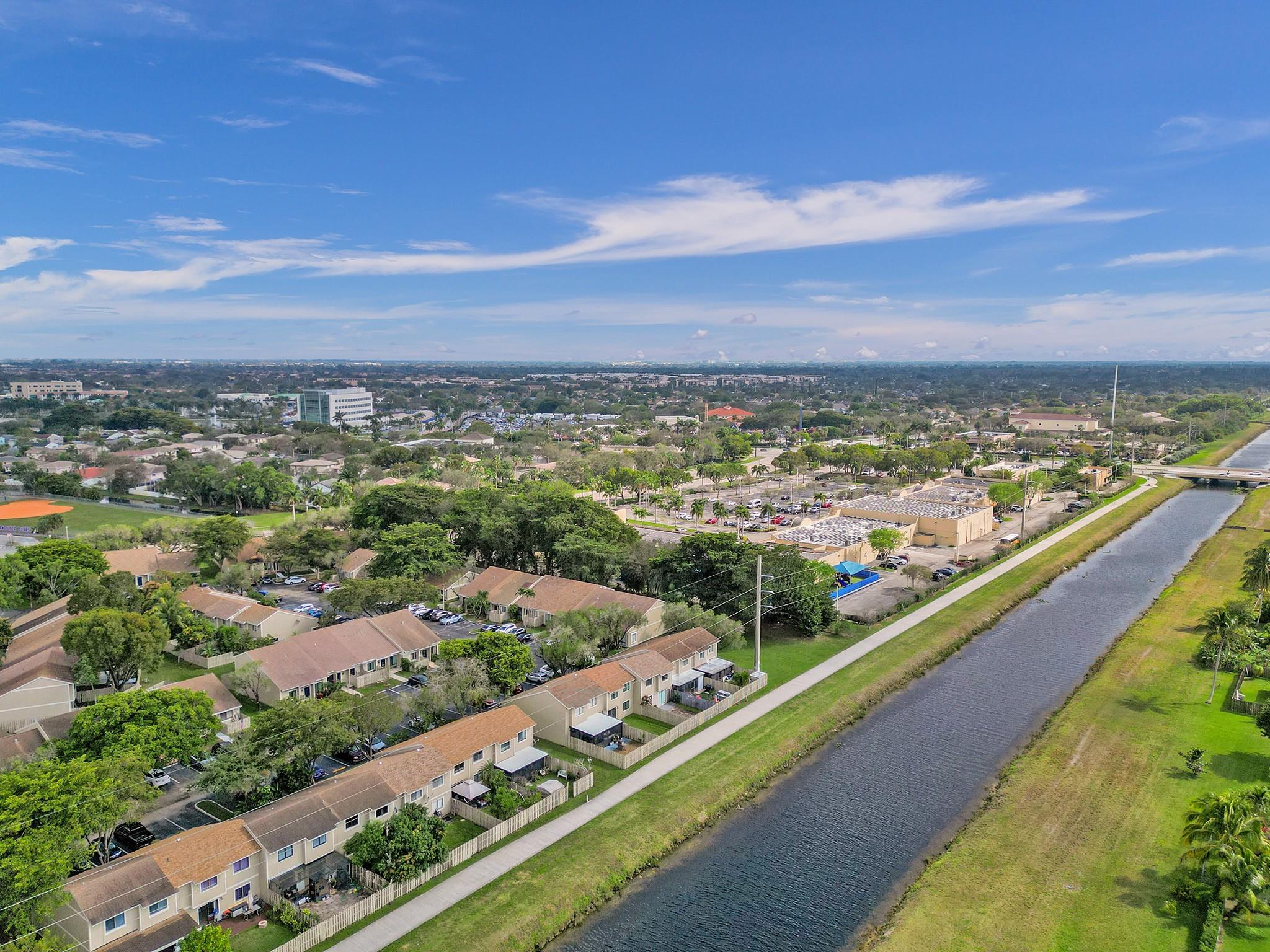 SOUTH POINTE - Residential