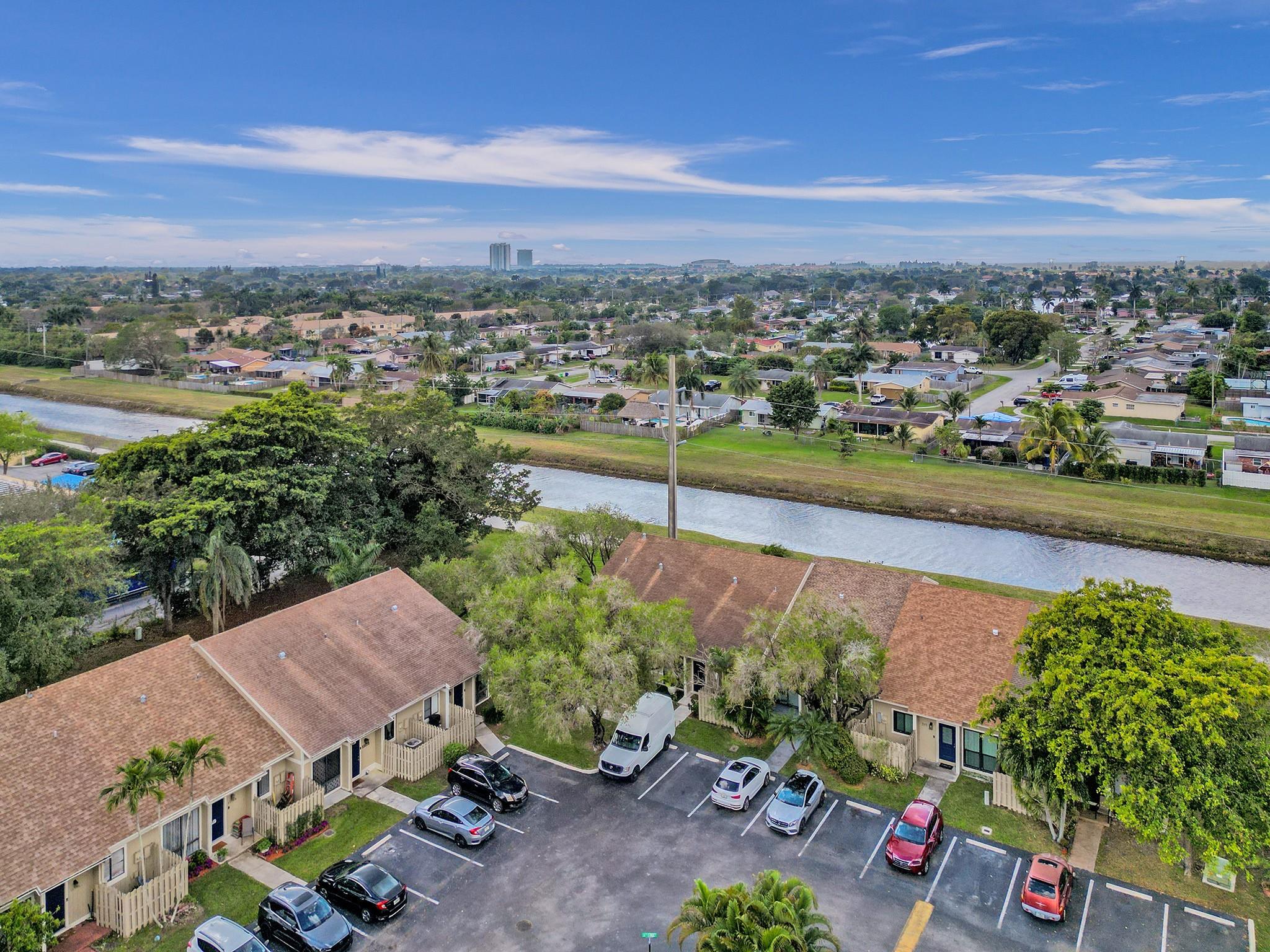 SOUTH POINTE - Residential