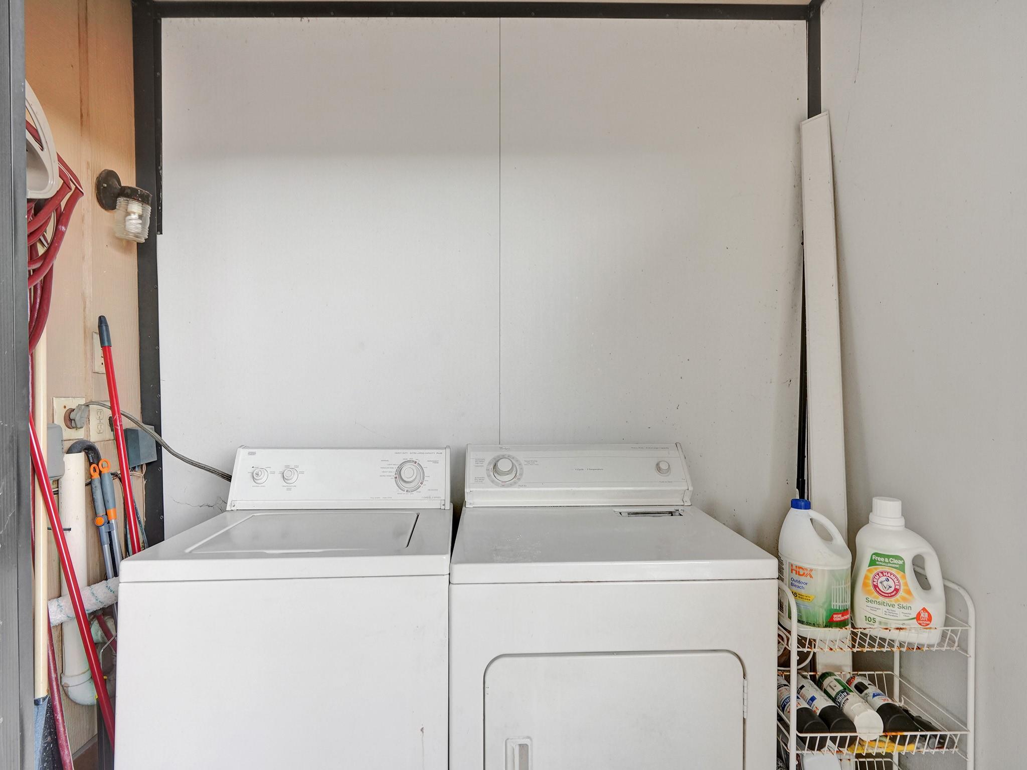 SOUTH POINTE - Residential